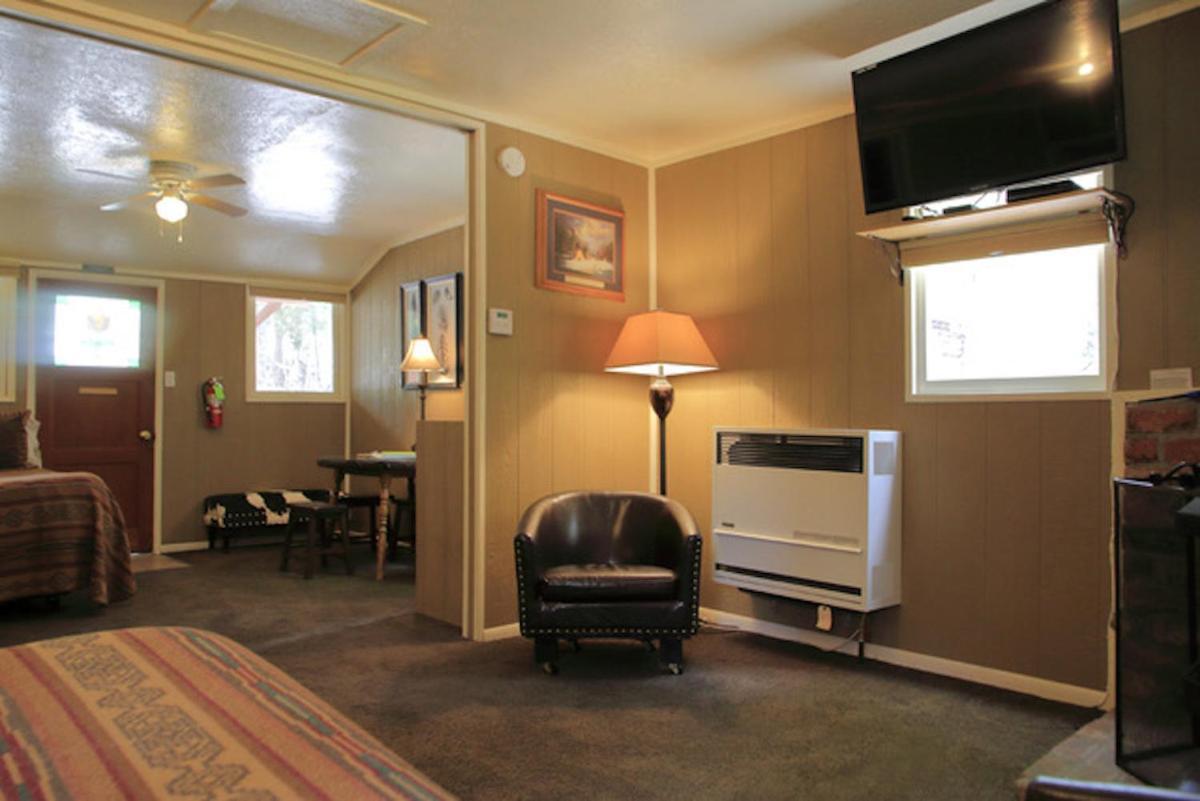 Silver Pines Lodge Idyllwild Ngoại thất bức ảnh