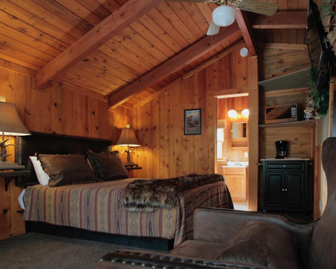 Silver Pines Lodge Idyllwild Ngoại thất bức ảnh